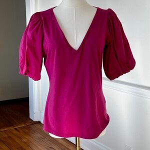 By Anthropologie Puff-Sleeve V-Neck Top. Pink. Size M